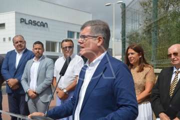 Acto de descubrimiento de la placa de la calle de Farmacéutico Francisco Artiles Betancor (Foto TA)